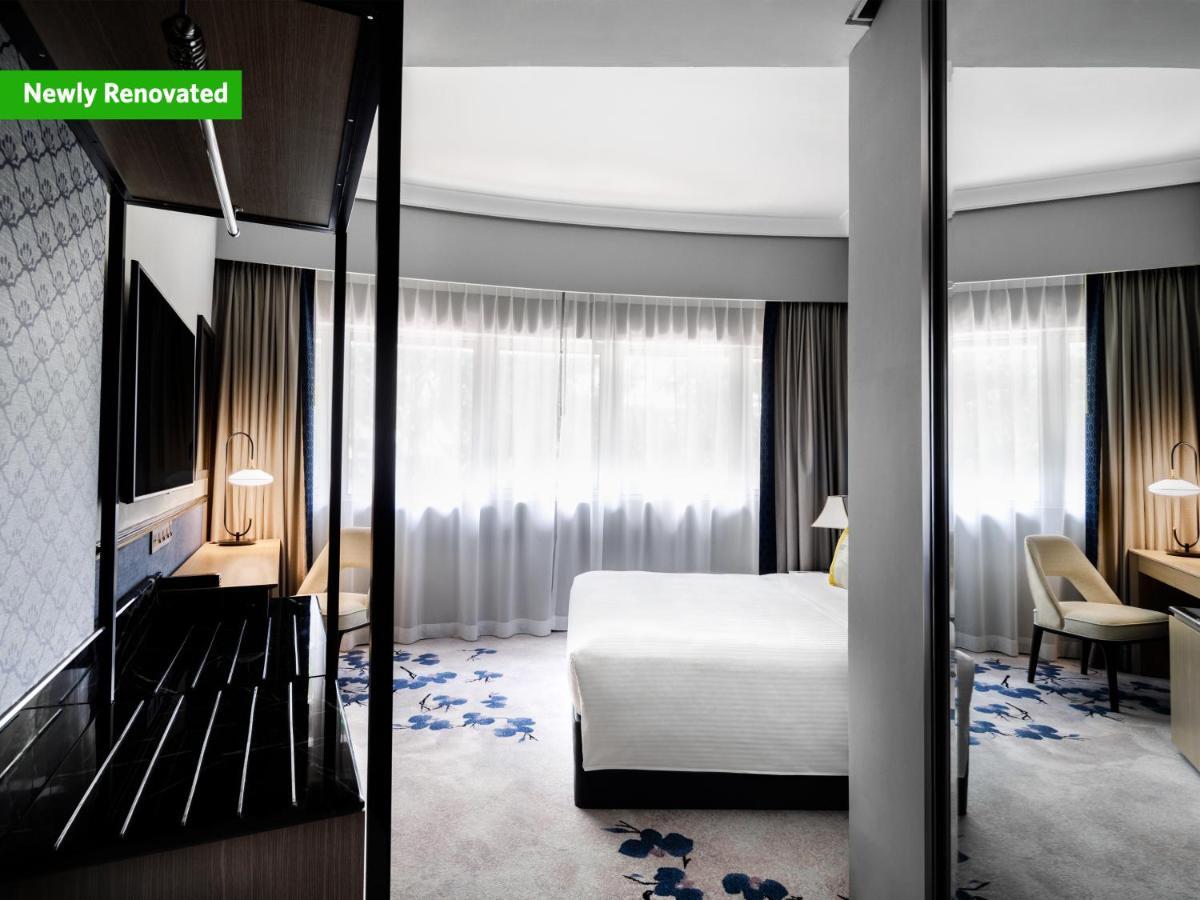 Signature Queen Room