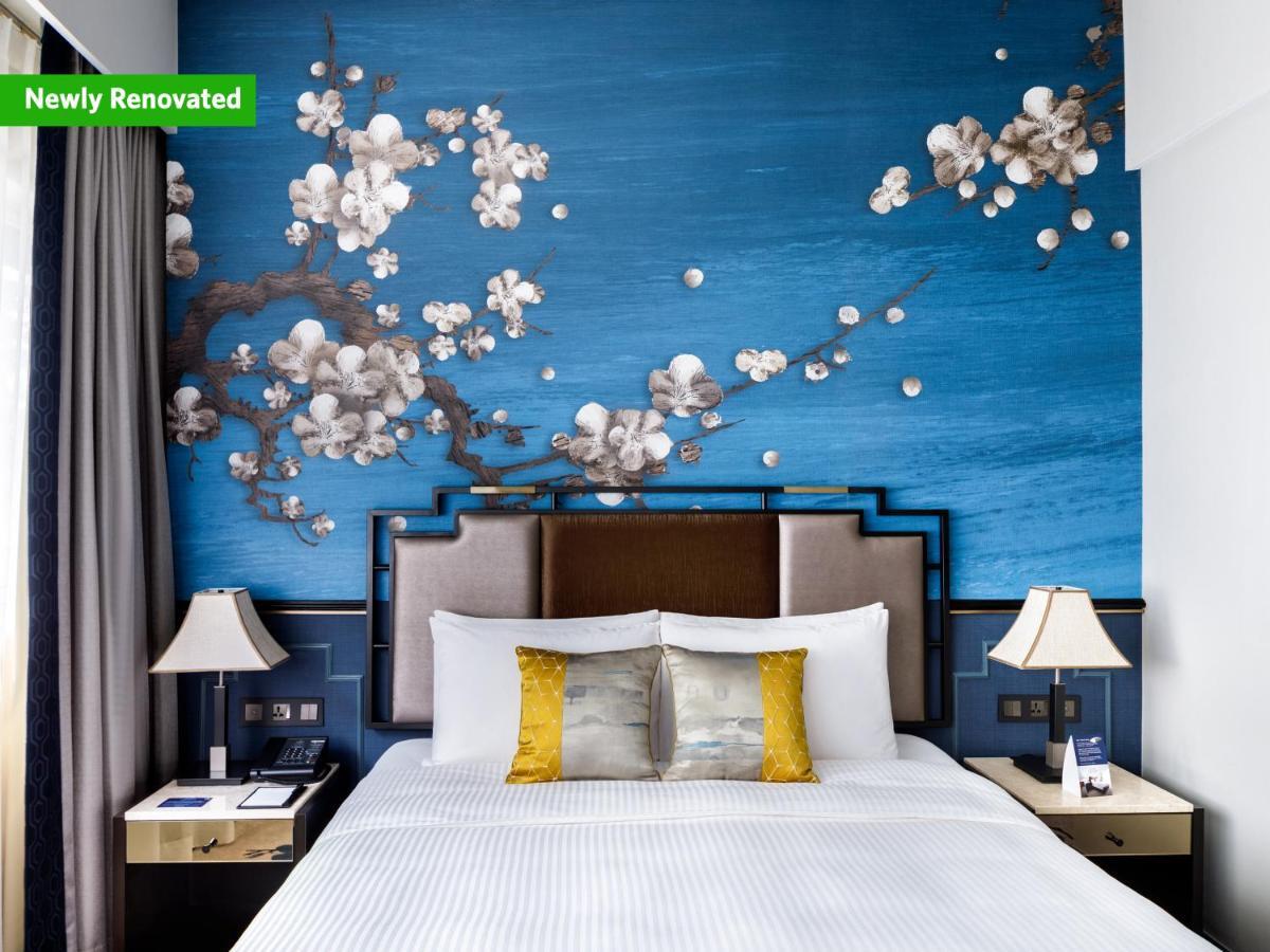 Signature Queen Room